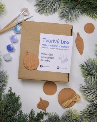 DIY Tvorivý Box – Maľované vianočné ozdoby z keramiky