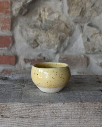 Šálka Piesková žltá 4